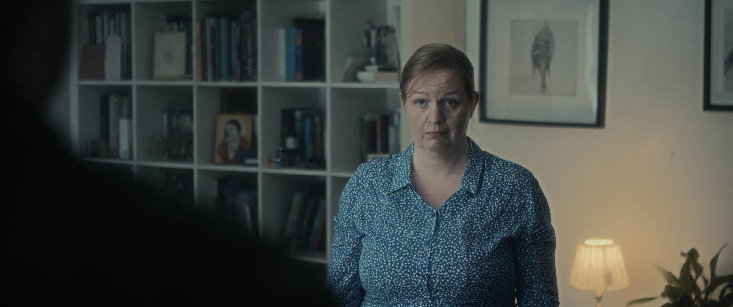 Body and Soil still 5