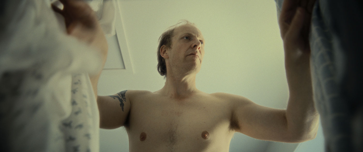 Body and Soil still 8