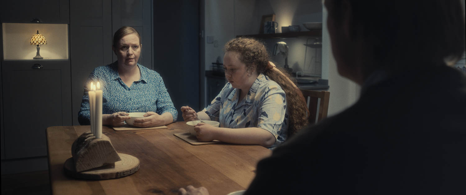 Body and Soil still 11